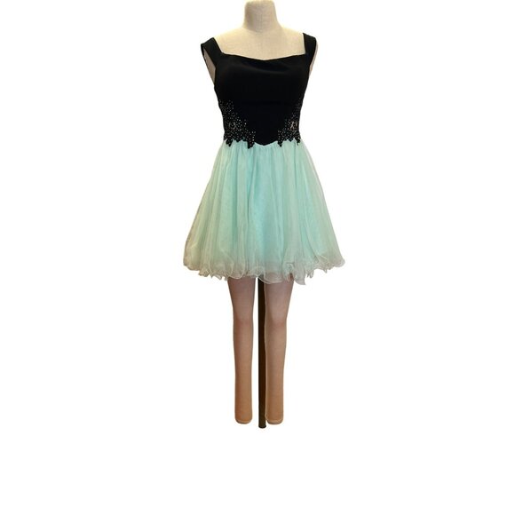 Blondie Nites By Stacy Sklar Size 9 Black Mint Green Party Dress With Embellishe - Picture 1 of 5
